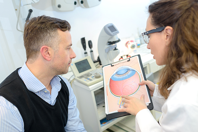 Consulta por neuritis óptica