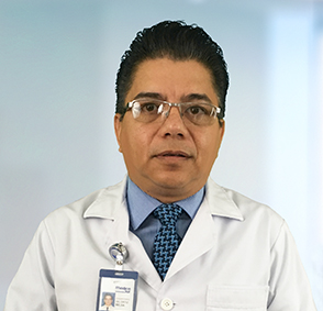 Dr. Cuauht�moc Gil Ort�z
